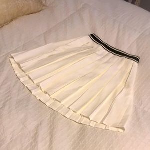 Adorable trendy white tennis skirt